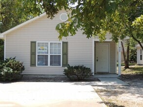 Building Photo - 420 Wesley Ave