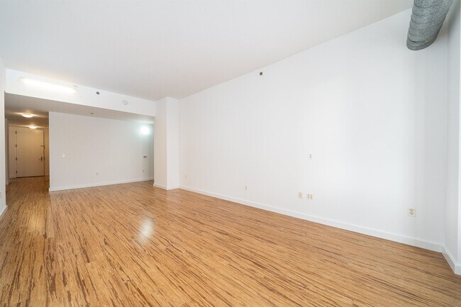 Foto del edificio - 232 Pavonia Ave