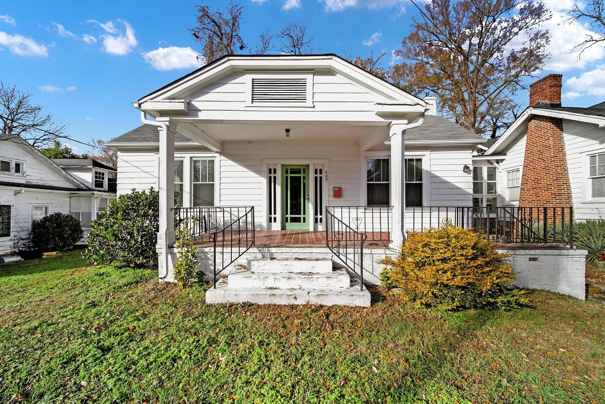 Foto principal - Lovely historic home in Gastonia!