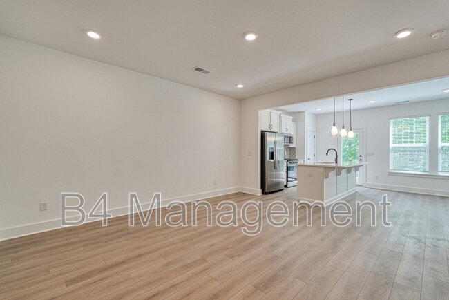 Building Photo - 416 W Parima Ct