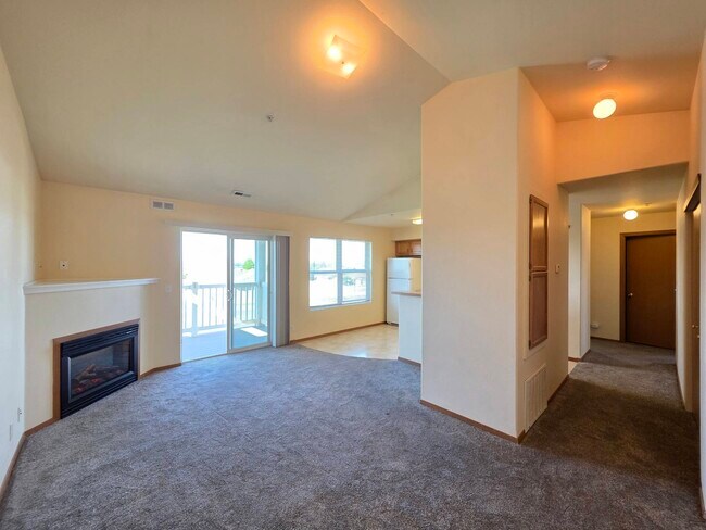 Building Photo - 6305A Chapel Hill Blvd