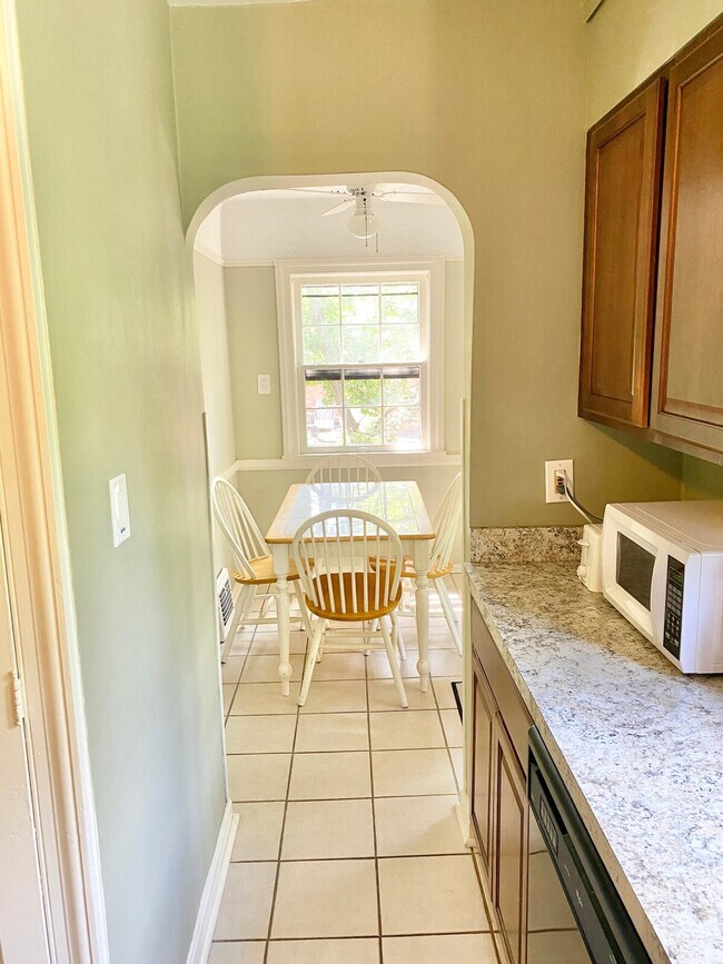 Foto del edificio - 3574 Lynnfield Rd