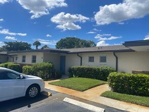 Building Photo - 2931 Ashley Dr W