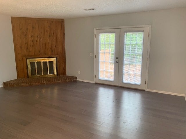 Building Photo - 2 Bed 1.5 Bath Townhouse in Eric Court
