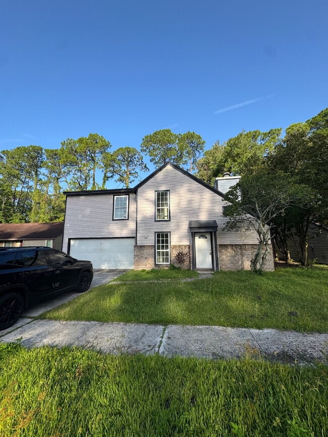 Building Photo - 10244 Pine Breeze Rd W