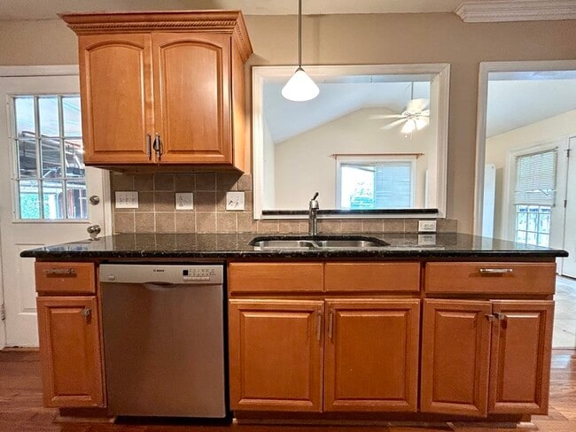 Building Photo - 1210 Somersby Ln