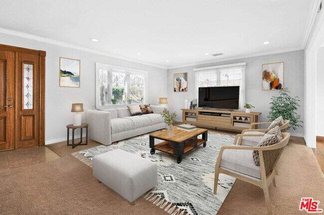 Building Photo - 5031 Kearsarge Ave