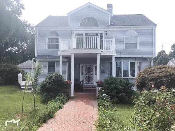 Primary Photo - 69 Watkins St