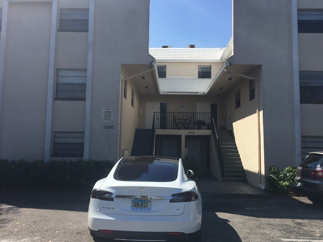 Foto del edificio - 11610 NW 39th St