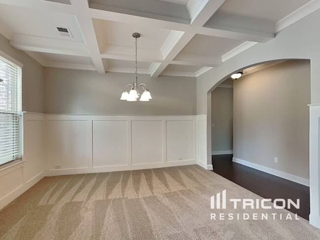 Building Photo - 2921 Canyon Glen Way