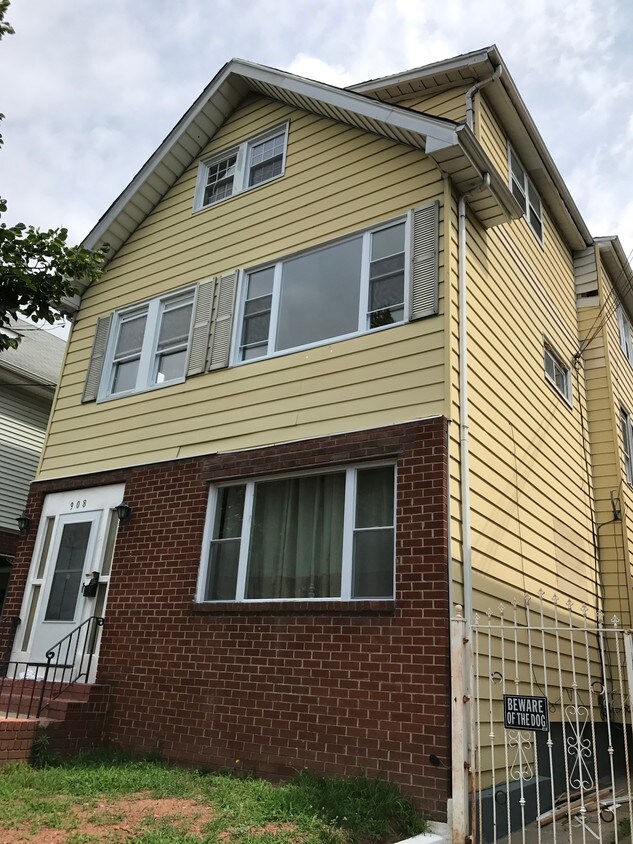Primary Photo - 908 Cranford Ave