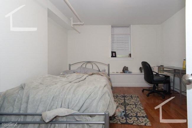 Foto del edificio - 81 Brighton Ave
