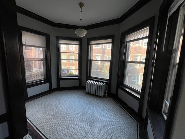 Foto del edificio - 813 W Cornelia Ave