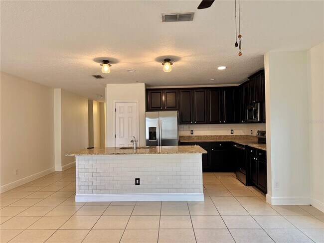 Building Photo - 122 Andalusia Loop