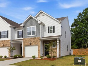 Building Photo - 211 Stellate Pl