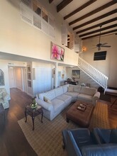 Building Photo - 3 Queen St