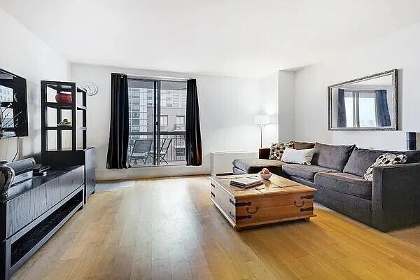 Foto del edificio - 333 Rector Pl