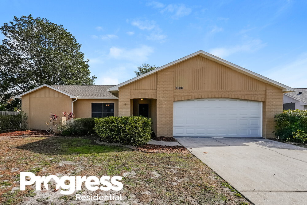 Foto principal - 7206 Orchid Lake Rd