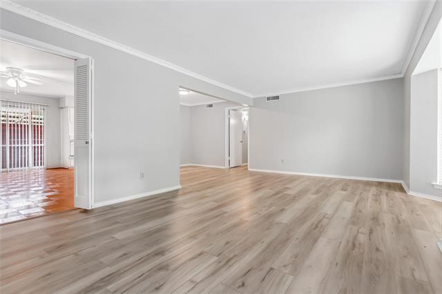 Building Photo - 6007 Sandhurst Ln