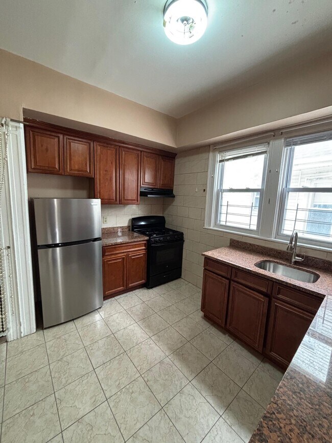 Foto del edificio - 624 E 26th St