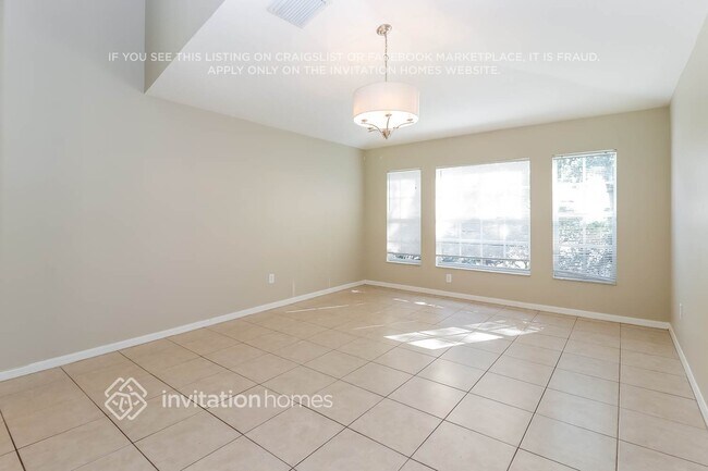 Foto del edificio - 6647 Cambridge Park Dr