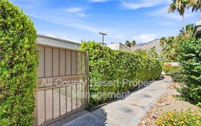 Building Photo - 1111 Ramon Rd