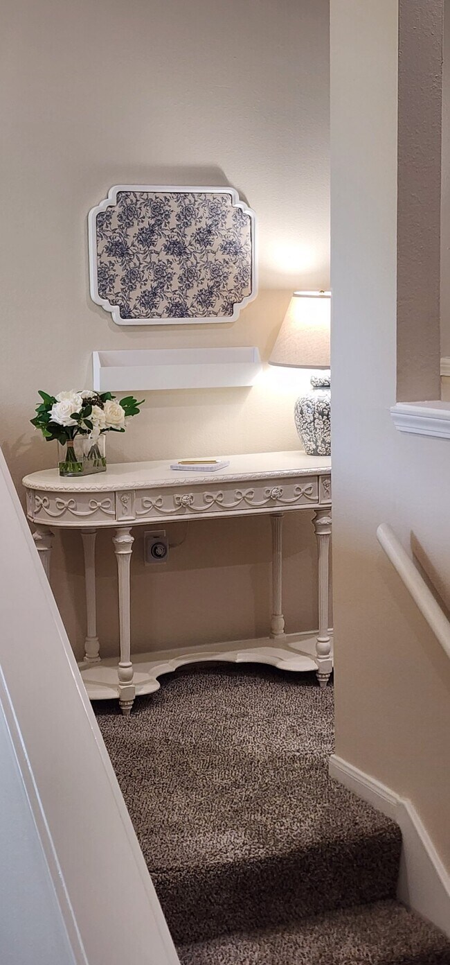 Foto del edificio - 1301 Canyon Creek Cir