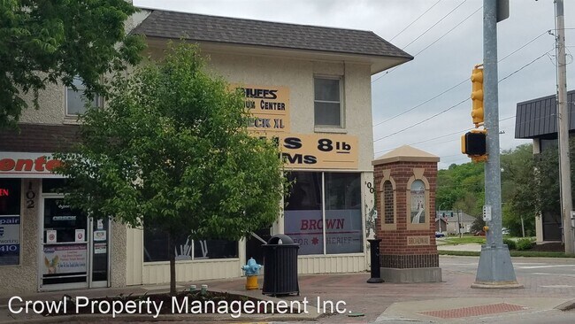 Building Photo - 8 N 1st St