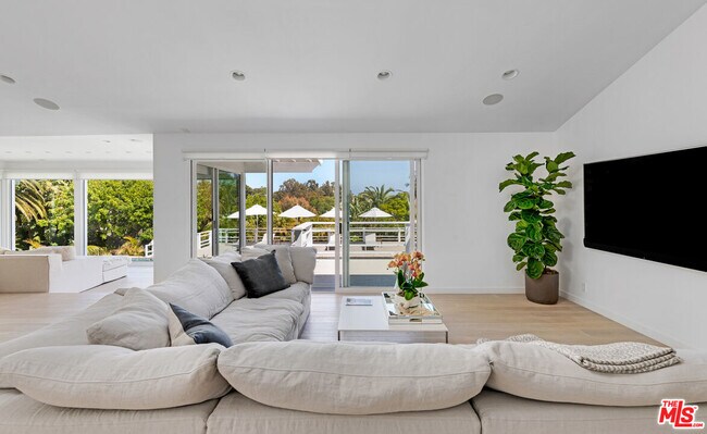 Foto del edificio - 6740 Wildlife Rd