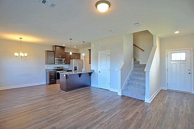 Building Photo - 106 Centennial Ct