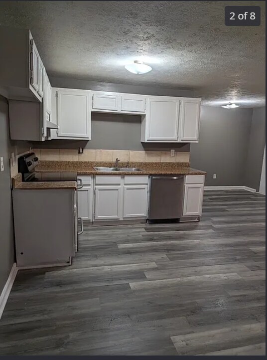 Foto del edificio - 1769 Teamon Rd