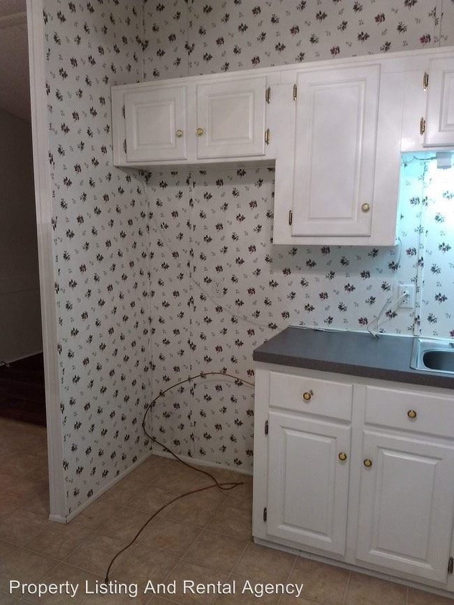 Building Photo - 3 br, 2 bath House - 141 Free Hill Road