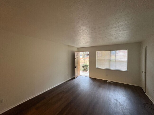 Foto del edificio - For rent