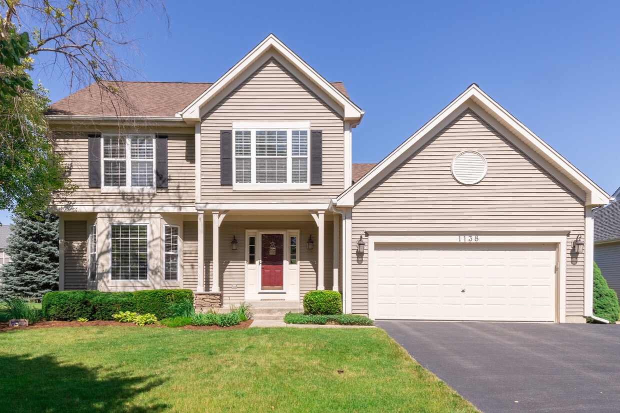 1138 Red Clover Dr, Naperville, IL 60564 House Rental in Naperville