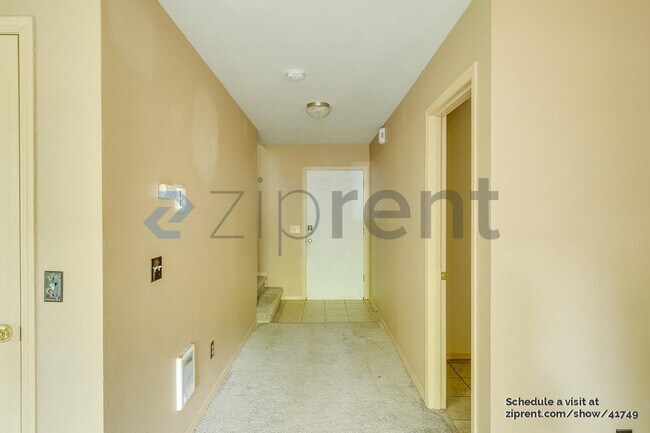 Foto del edificio - 936 24th St NE