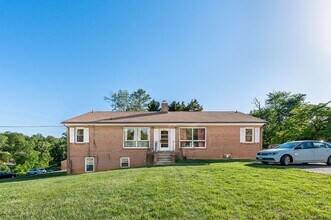 Building Photo - 4801 Boonsboro Rd
