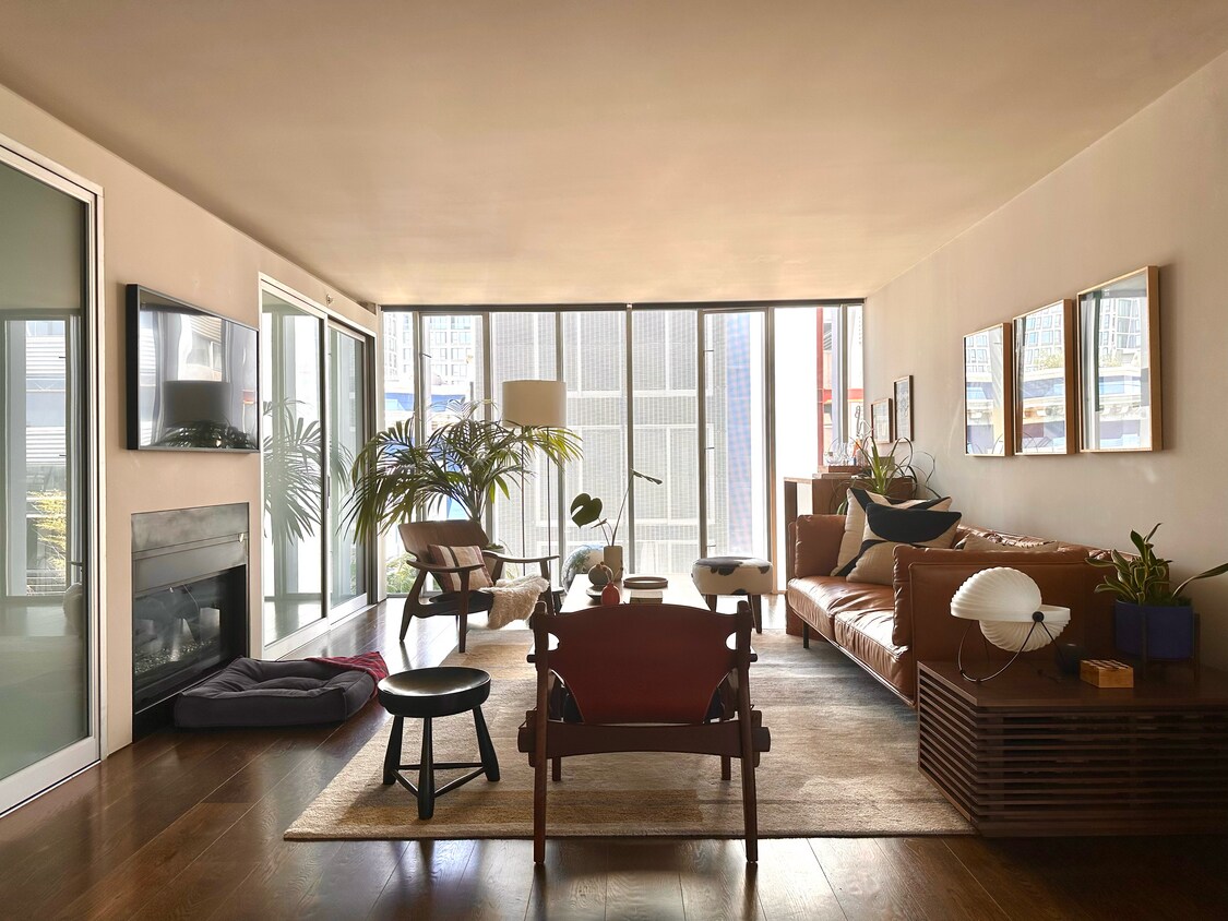 Foto principal - 1029 Natoma St