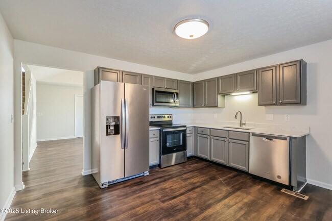 Foto del edificio - 4121 Mimosa View Dr