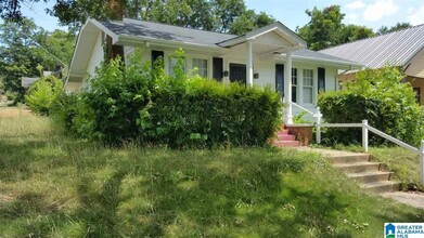 Building Photo - 1731 Exeter Ave