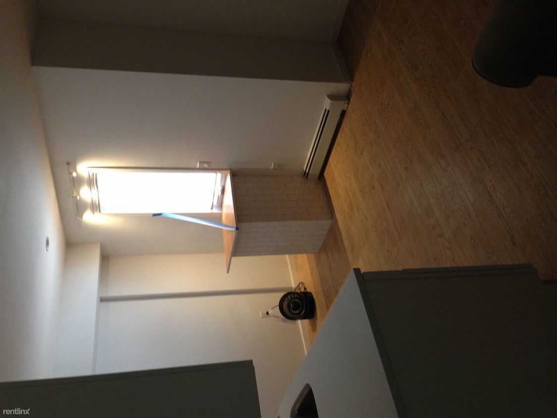 Building Photo - 1415 27th Ave
