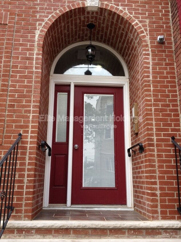 Photo - 65 Columbia Street