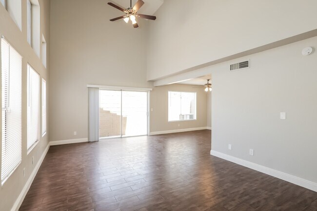 Foto del edificio - 2354 E Gelding Drive