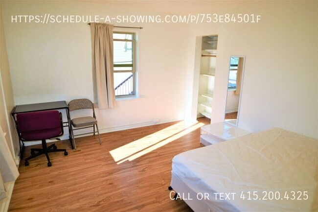 Building Photo - 464 Cortes St
