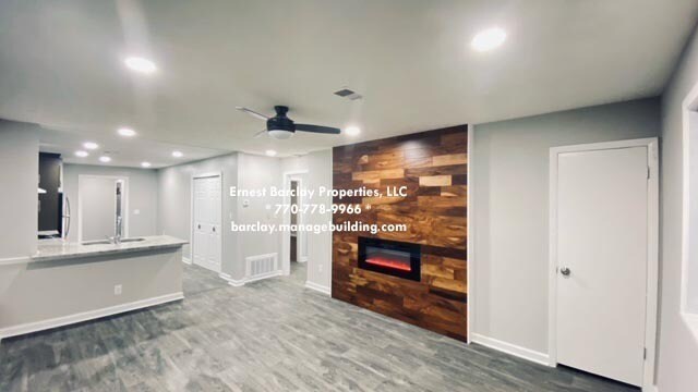 World Finance Corp 2469 Heritage Vlg Snellville Ga 30078 Yp Com