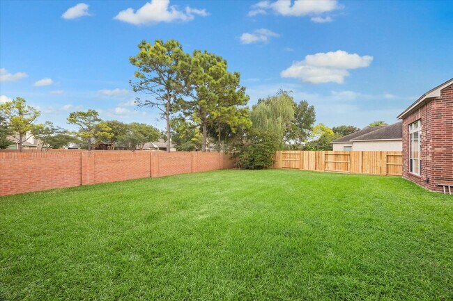 Foto del edificio - 11404 Island Manor St