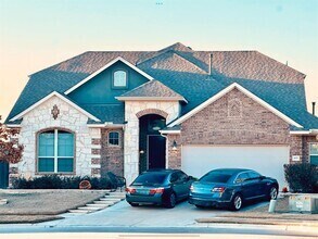 Building Photo - 409 Betony Lp