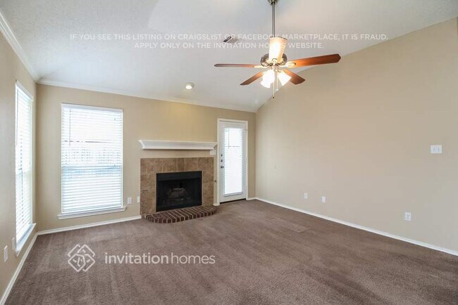 Foto del edificio - 2076 Rushmore Ct