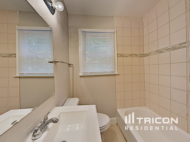 Foto del edificio - 3809 Avalon Ave