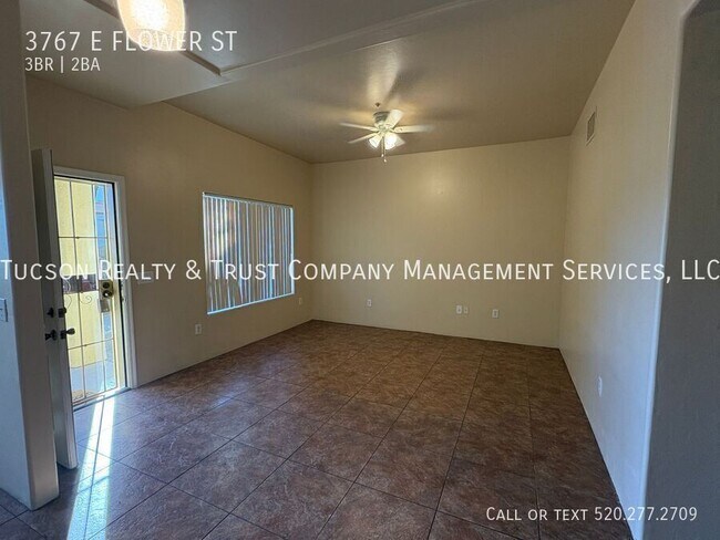 Foto del edificio - 3767 E Flower St