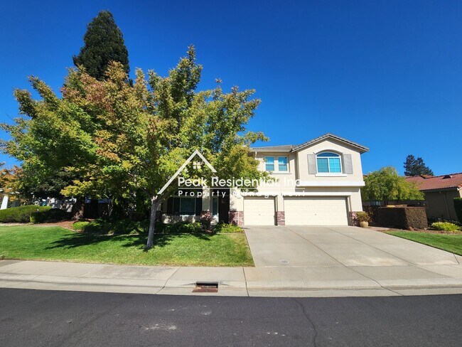Building Photo - Awesome 5bd/3ba Elk Grove Home with 3 Car ...
